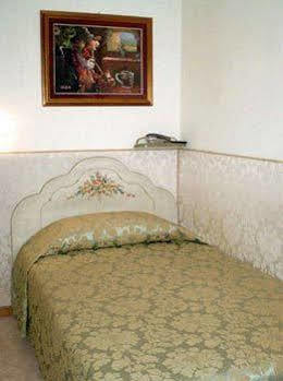 Hotel San Salvador Basic&local 2 Stars Venecia
